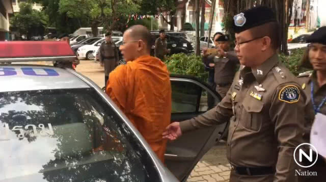 กองปราบค้นวัดดัง เชิญพระเถระชั้นผู้ใหญ่เอี่ยวคดี "เงินทอนวัด" สอบ