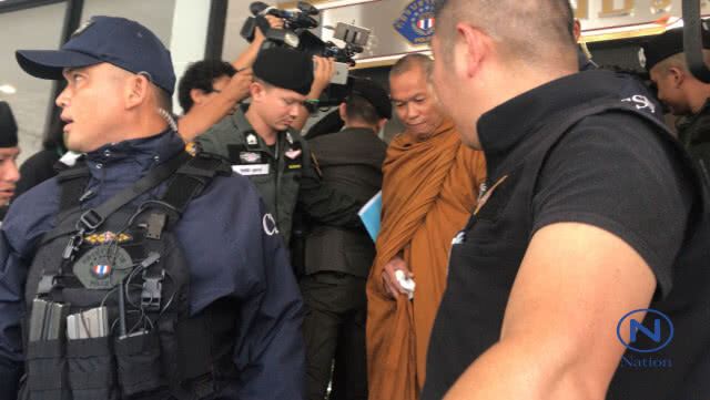 ด่วน! คุมตัว "พุทธะอิสระ" ฝากขังศาล