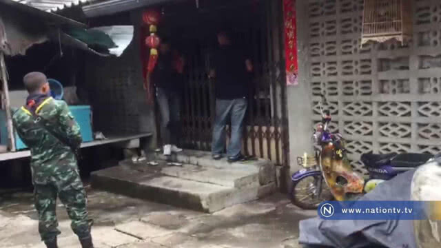 จู่โจม!จับกุมกลุ่มวัยรุ่น "มั่วสุม" ยาเสพติดหลังชาวบ้านร้องเรียน