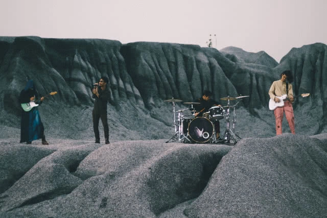 "เกทสึโนว่า" ชวนใช้ ชีวิตนอกกรอบ ผ่านเพลง "ชีวิตที่มีชีวิต"