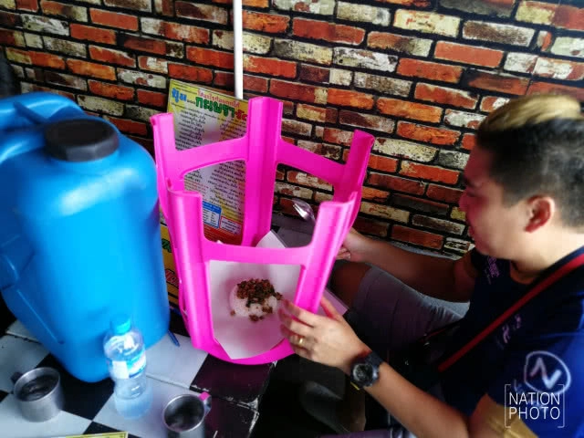 กะเพราวัดใจ