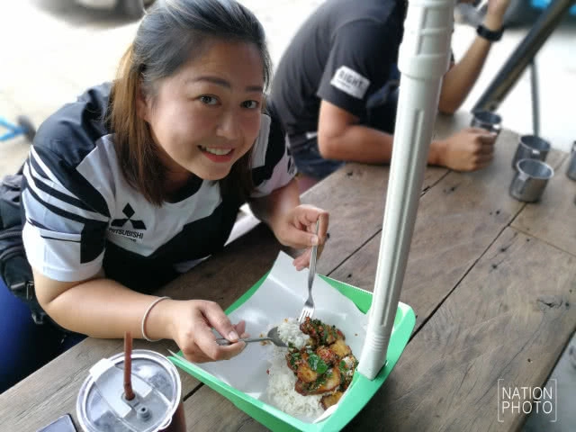 กะเพราวัดใจ