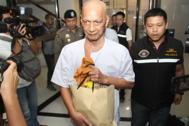กองปราบฯคุม 2 อดีตพระสิงห์บุรี ฝากขังศาล
