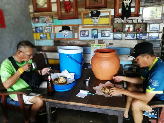 กะเพราวัดใจ