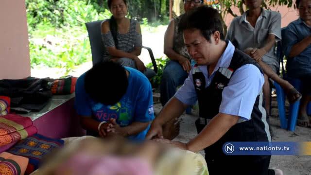 พ่อเฒ่าวัย 69 เครียดโรครุมเร้าใช้โซ่ชิงช้าผูกคอตาย