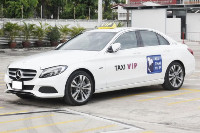 เปิดตัว "TAXI VIP" ขับเบนซ์ให้บริการ ราคาเริ่มต้น 150 บาท