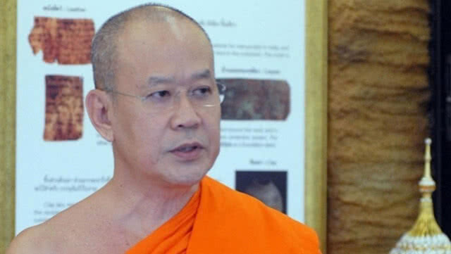 พระมีฤทธิ์!! กรณี "เจ้าคุณภูเขาทอง" รอวันสังคายนาสงฆ์ไทย