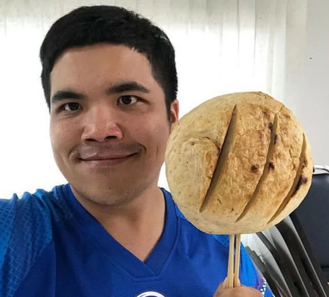 แจ็ค แฟนฉัน แต่งตัวให้เกียรติ "แฟนหงส์"ในกองถ่าย