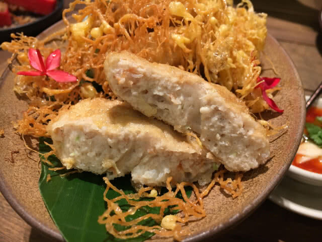 อร่อยปักหมุด : ลิ้มรสอาหารไทยดั้งเดิมสูตรลับ ตำรับคุณยายที่ห้องอาหาร Siam tea room