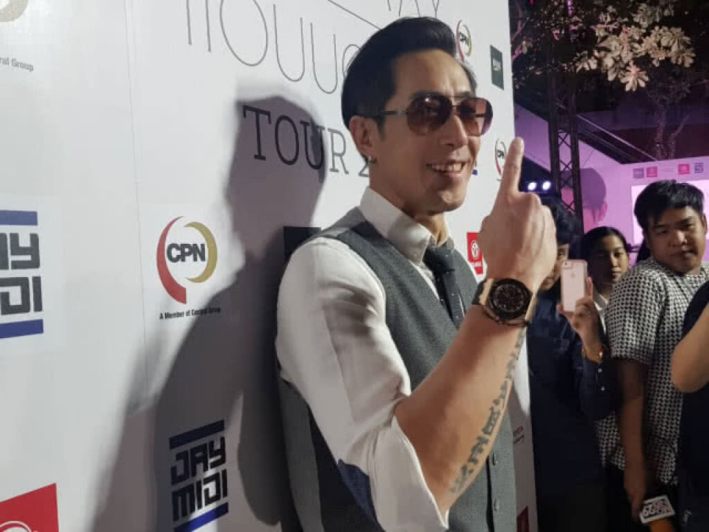 "พ่อเจ" มองเป็นเรื่องตลก "เจ้าขุน" ถูกโยงซื้อบริการกะเทย! ยันลูกชายแมน 100%