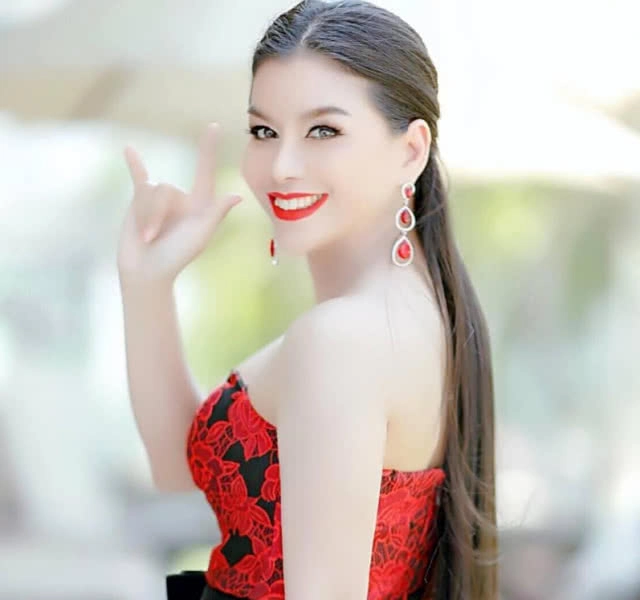 เปิดรูปจริง! ตอนองค์ยังไม่ประทับ ร่างทรงไฮเทค 4.0