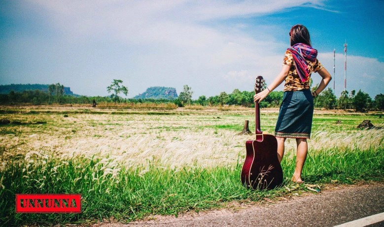 "อาม ชุติมา" ฉีกสัญญา "ไหทองคำ" เพลงดัง 600 ล้านวิว ไม่ได้เงินสักบาท!!