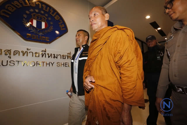 ‘อดีตพระพุทธะอิสระ’ ชายสามโบสถ์จริงหรือ?