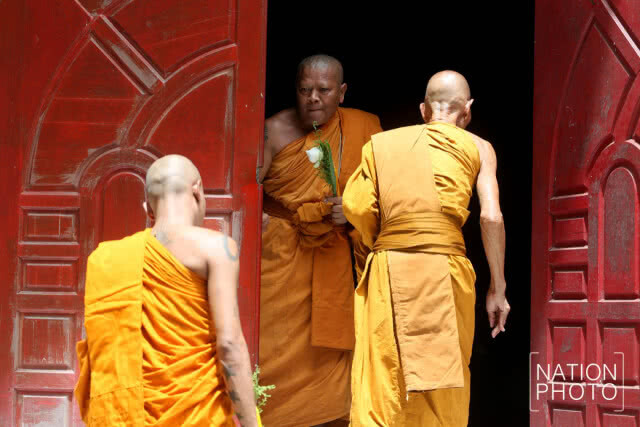 (ภาพชุด) เวียนเทียนเที่ยงวัน บาเจาะนราธิวาส