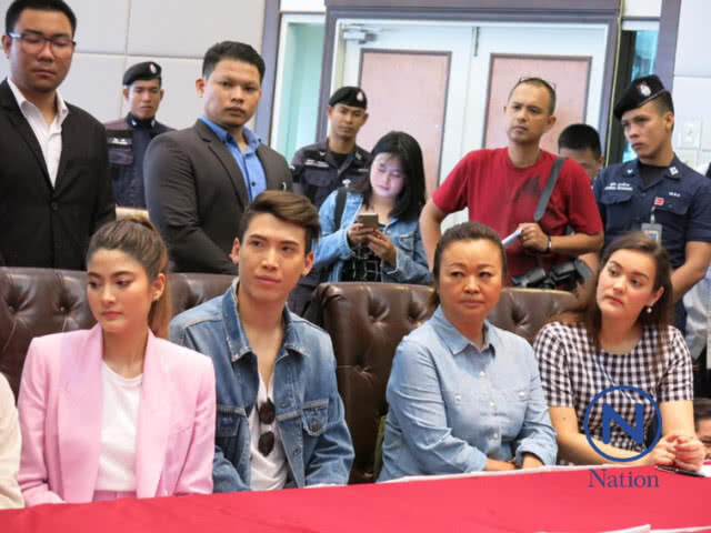 ป๊อก-มาร์กี้ พร้อม8ดาราดังโร่พบ"วิระชัย" ให้ปากคำรีวิว"เมจิกสกิน"