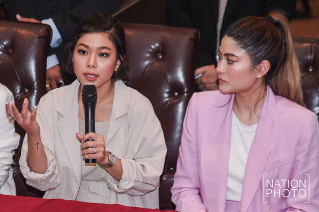 (ภาพชุด) 8 ดารา เข้าพบตำรวจกรณีรีวิวเมจิกสกิน ยันทดลองสินค้าจริง