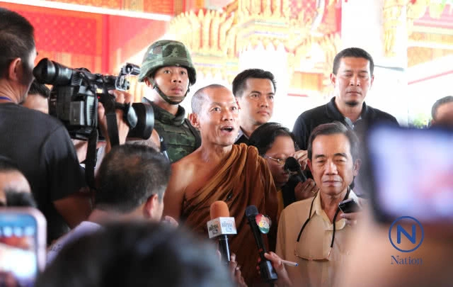 ‘อดีตพระพุทธะอิสระ’ ชายสามโบสถ์จริงหรือ?