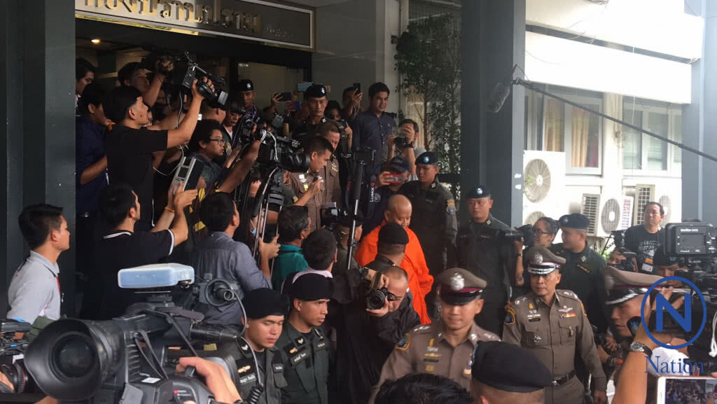 (ภาพชุด) คุมอดีต"พระพรหมสิทธิ"ฝากขัง (ภาพชุด) คุมอดีต"พระพรหมสิทธิ"ฝากขัง