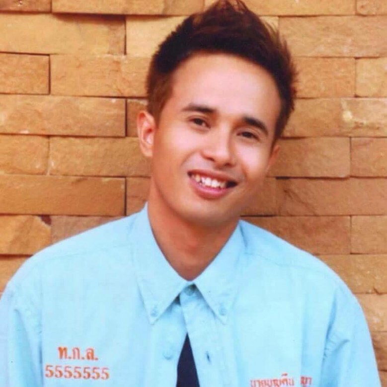 "ลำไยได้เบนซ์ อามได้กระบะ"
ประจักษ์ชัย  ยังไงต่อ?