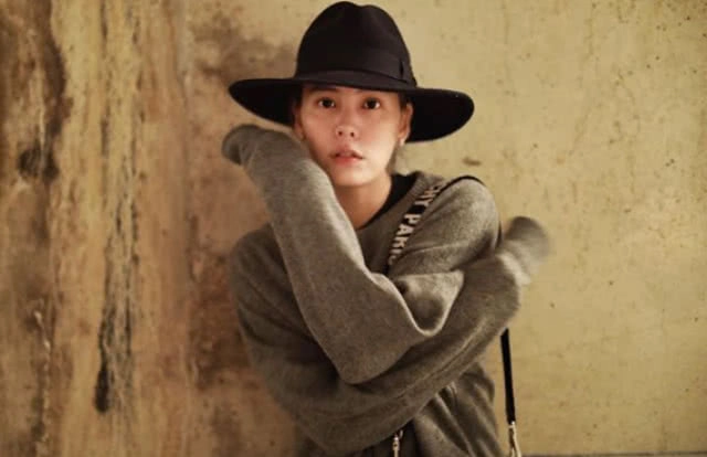 "เจนี่"จับไมค์ ร้องเพลง "คนสุดท้าย" ให้"มิกกี้"