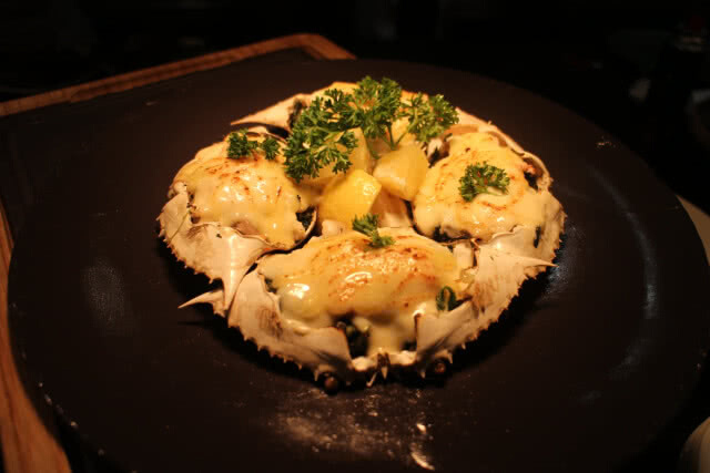 U CAN EAT MEET กับปูน : Cut More Crab จงมากิน!!! บุฟเฟ่ต์ "ปู"