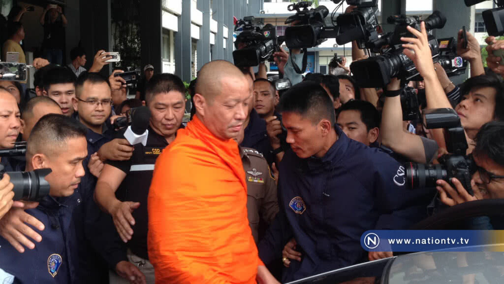 ค้านจับพระสึก ถ้าไม่ผิดถึงปาราชิก ค้านจับพระสึก ถ้าไม่ผิดถึงปาราชิก