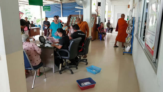 ลูกจ้างโรงพยาบาลประทายร่วมคัดค้านระเบียบการว่าด้วยการจ้างพนักงานของกระทรวงการคลัง