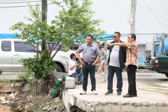 "พัทยา" สั่งเร่งขุดคลอง เปิดทางน้ำ ป้องกันน้ำท่วมขังซ้ำซาก