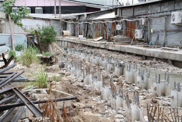 "พัทยา" สั่งเร่งขุดคลอง เปิดทางน้ำ ป้องกันน้ำท่วมขังซ้ำซาก