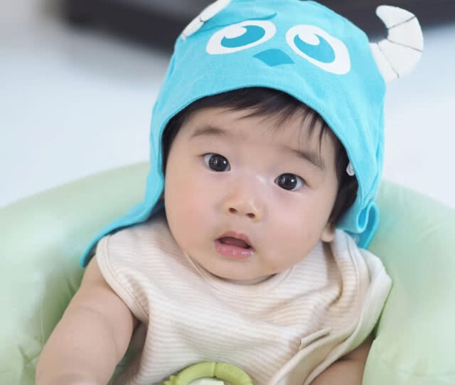 "น้องอคิณ" ฉายแววซุปตาร์แต่เด็ก! ตามรอย "แม่เนย โชติกา" (คลิป)