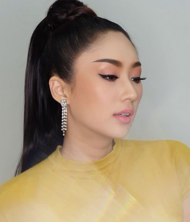 นางร้ายหน้าหวาน "เมย์ สิรินทร์" รับพี่หมื่นเคยไดเรกไอจีหา