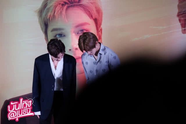 "แทยง-เตนล์" อุ่นเครื่องโชว์สเต็ป "Baby Don’t Stop" ก่อนจัดเต็มแฟนมีตติ้งพรุ่งนี้