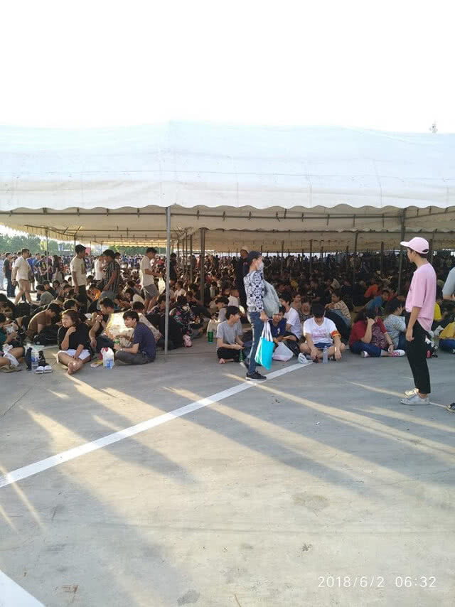 โอตะ แน่นขนัด!! ร่วมงานจับมือ ครบรอบ 1 ปี เดบิวต์ BNK48