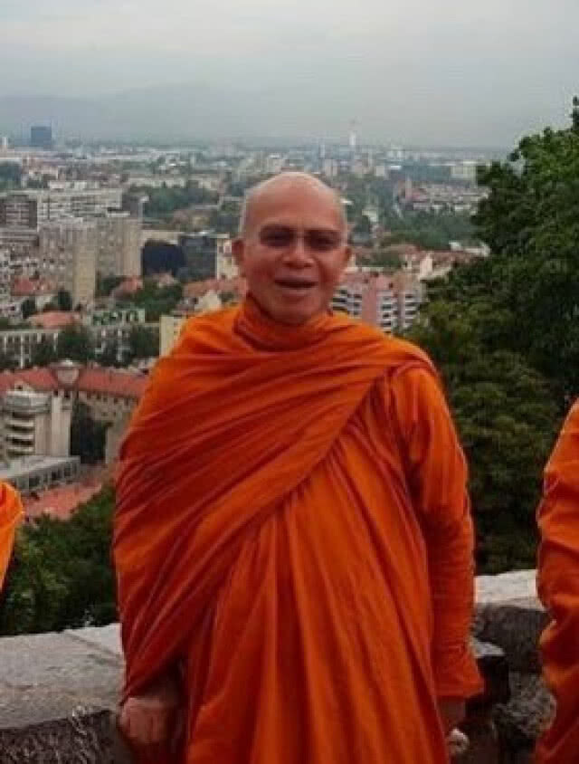 ทำไม? "อดีตพระพรหมเมธี" ต้องหนีมาไกลถึงเมืองเบียร์?