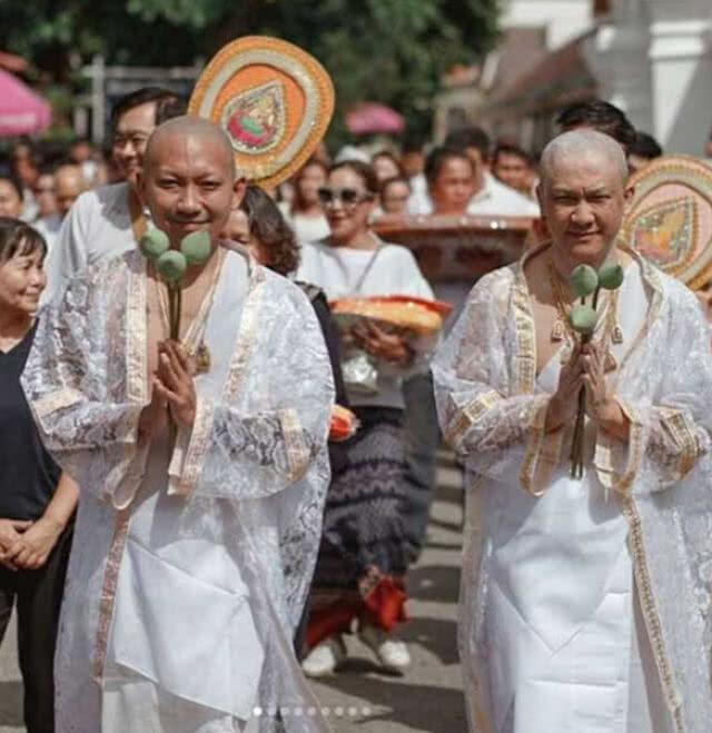 "อุ้ม ลักขณา" ถือหมอน อนุโมทนาบุญ หลวงพี่บอล