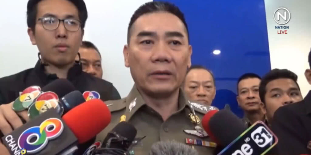 ยืนยันชัด ผบ.ตร.ไปรับตัวอดีต "พระพรหมเมธี" จริง ยืนยันชัด ผบ.ตร.ไปรับตัวอดีต "พระพรหมเมธี" จริง