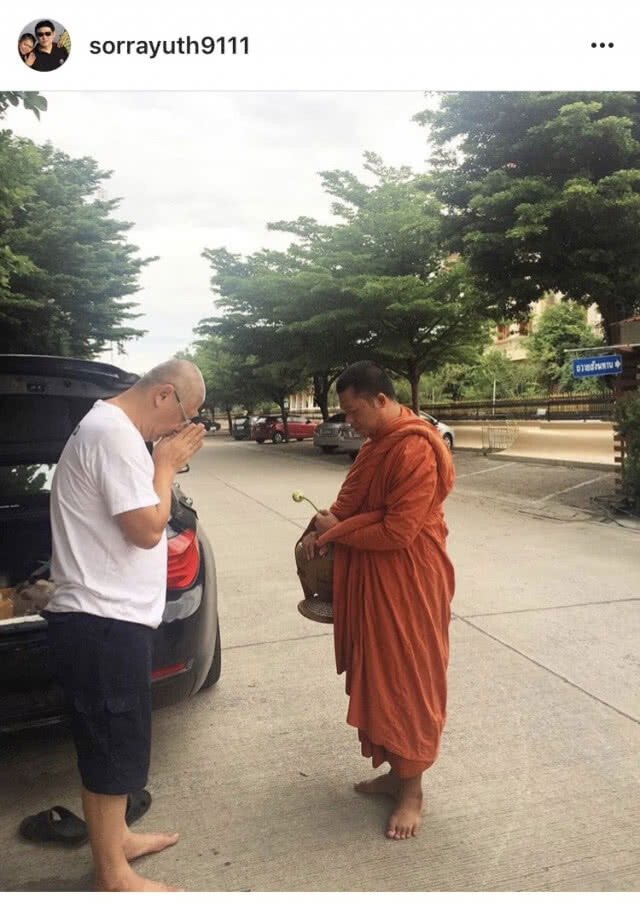 คนดังร่วมอาลัย การจากไปไม่มีวันหวนคืน ของคุณแม่ "สรยุทธ"
