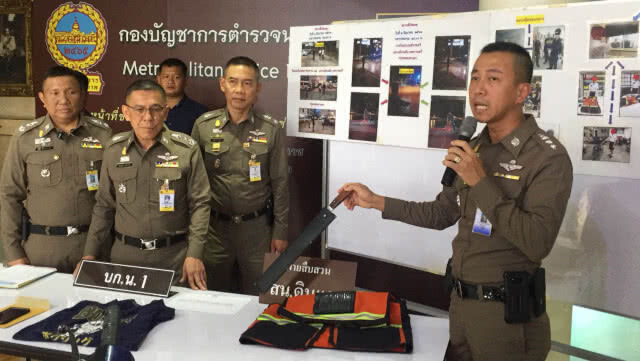 "ผบช.น." แถลงจับ โจรกระจอก ขับวินรถจยย.เถื่อน จี้มือถือนักเรียน ย่านราชเทวี(มีคลิป)