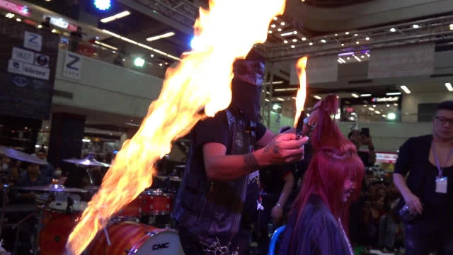 ช่างตัดผม 200 คน จากทั่วประเทศร่วมประกวดตัดผมวินเทจแกะลาย(มีคลิป)