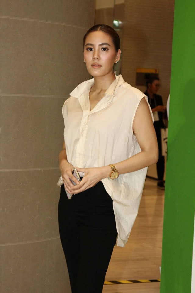 "เจนี่" ย่องกลับเงียบ ไม่พร้อมให้สัมภาษณ์