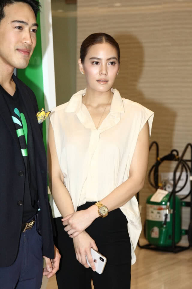 "เจนี่" ย่องกลับเงียบ ไม่พร้อมให้สัมภาษณ์