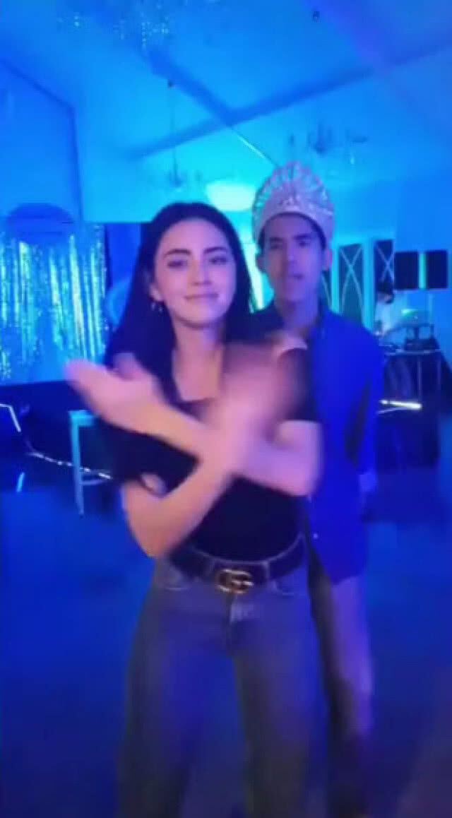 เต้นกันไหมลุงน่ารักอะ "ใหม่-เต๋อ" โชว์สเต็บแดนซ์คู่