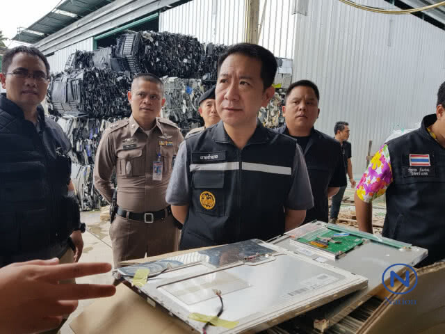 ตะลึง! ลุยจับโกดัง"ขยะพิษ"
นำเข้าจากฮ่องกง 40 ตัน