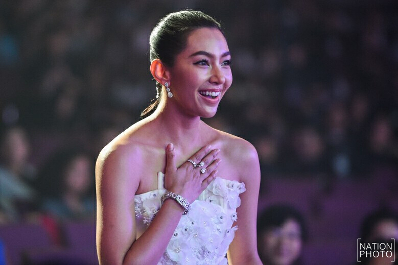 "เบลล่า" กับฉายา "นางเอกกู้เรตติ้ง"