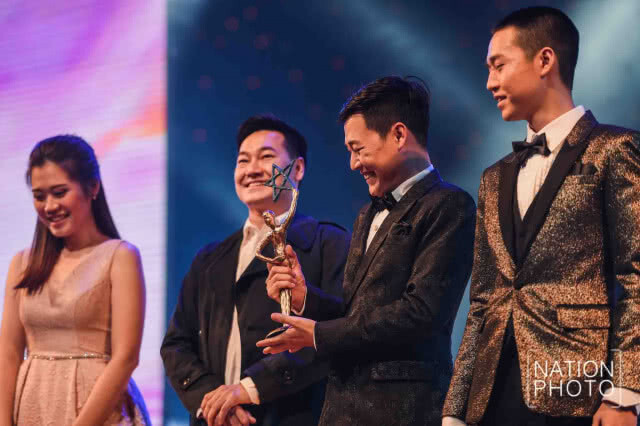 "เบลล่า" คว้ารางวัล "ขวัญใจมหาชน" ไนน์เอ็นเตอร์เทน อวอร์ด 2018