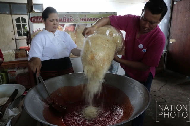 ตลาดน้ำโบราณบ้านต้นตาล ที่ชุมชนบ้านต้นตาล ต.ต้นตาล อ.เสาไห้ จ.สระบุรี