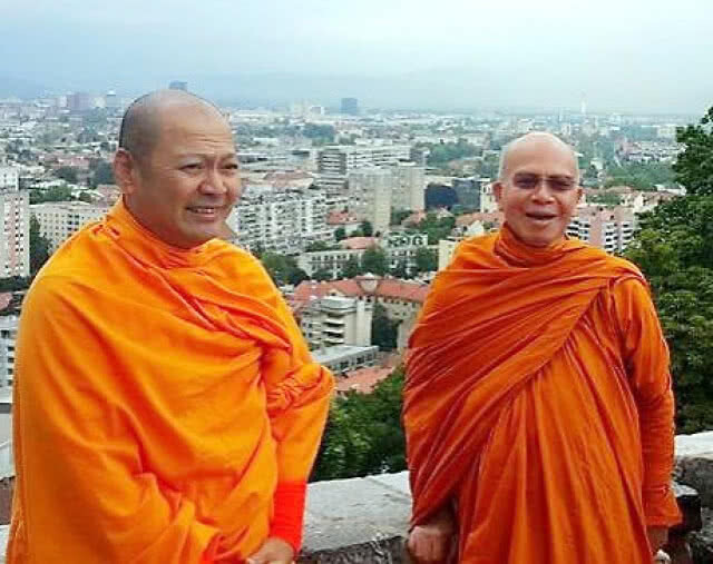 มาเหนือเมฆ ฤาการเมืองอุ้ม? "พระจำนงค์" ลี้ภัย