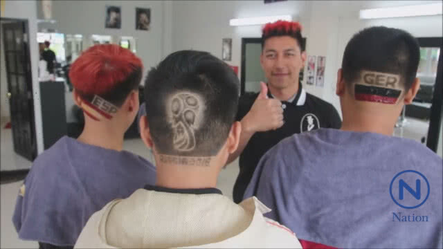 (คลิป) เริ่มแล้วสีสันบอลโลกแห่ตัดลายธงชาติทีมโปรด