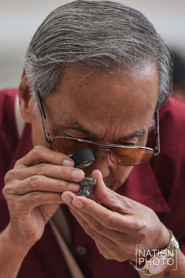 เล่ห์เหลี่ยมพระเครื่อง (ภาพชุด)