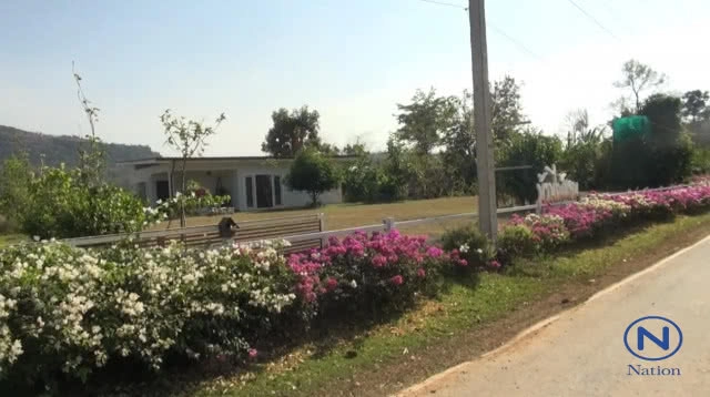 อุทยานฯ "ผาแต้ม" สั่งรื้อถอนรีสอร์ทบ้านไม้หอม คืนพื้นที่ป่า ภายใน15 ก.ค.